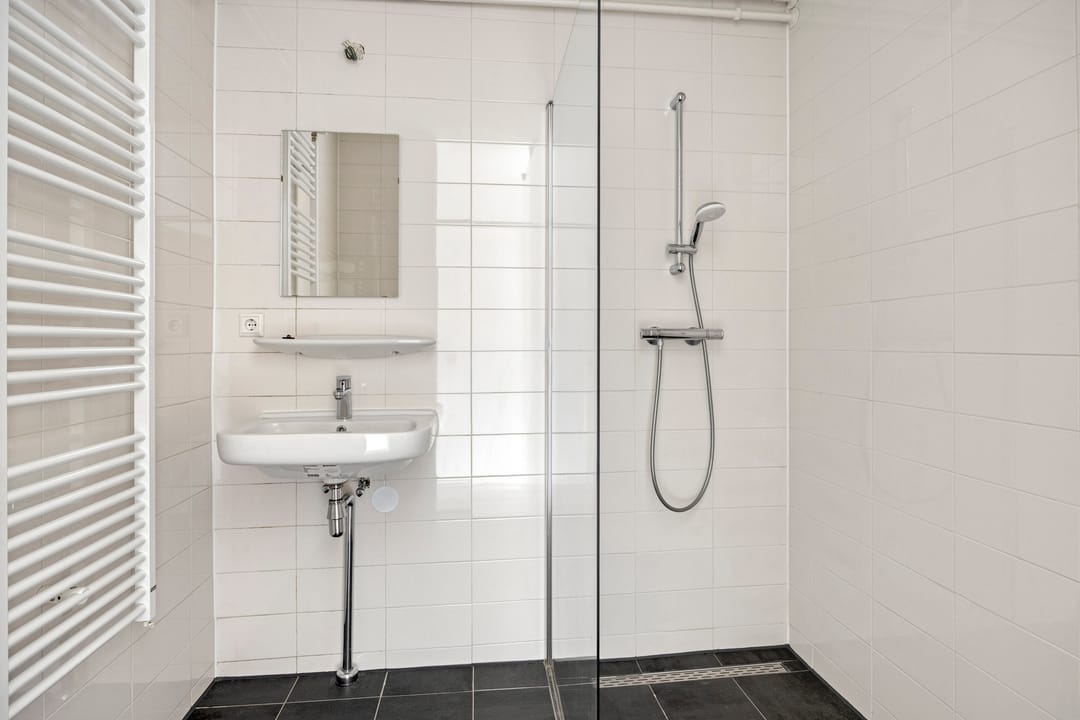 Photo 16 of Engelsmanplaat 36