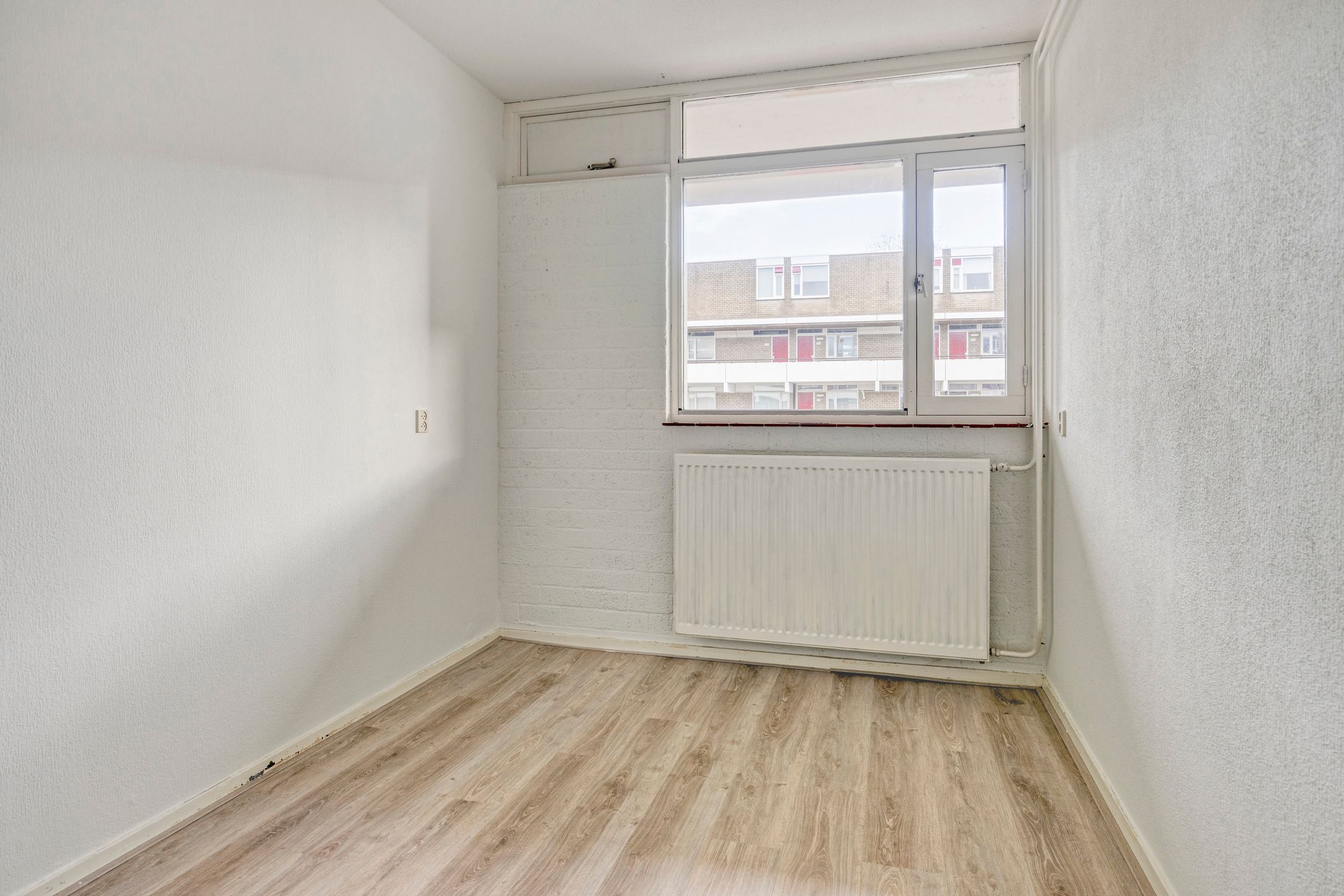 Photo 18 of Engelsmanplaat 36