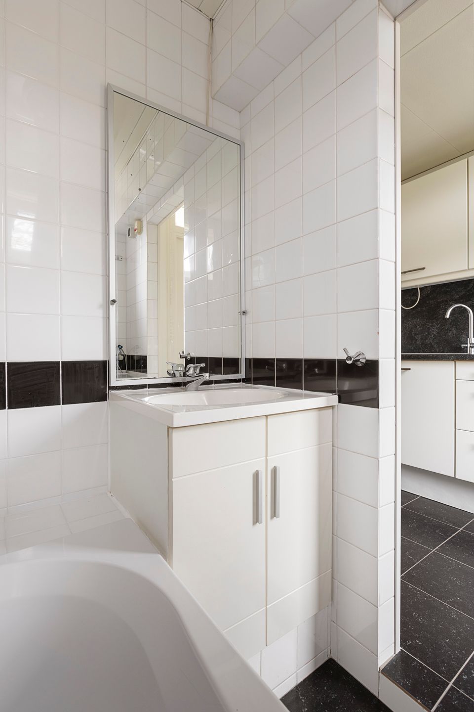Well-maintained apartment in the popular Tuinwijk — 29