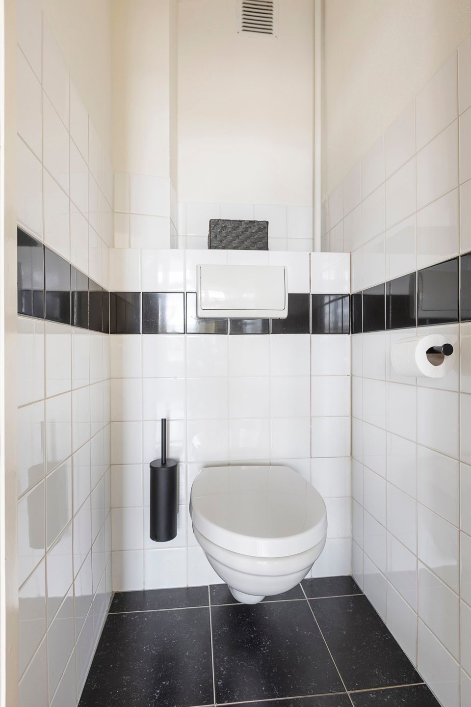 Well-maintained apartment in the popular Tuinwijk — 30