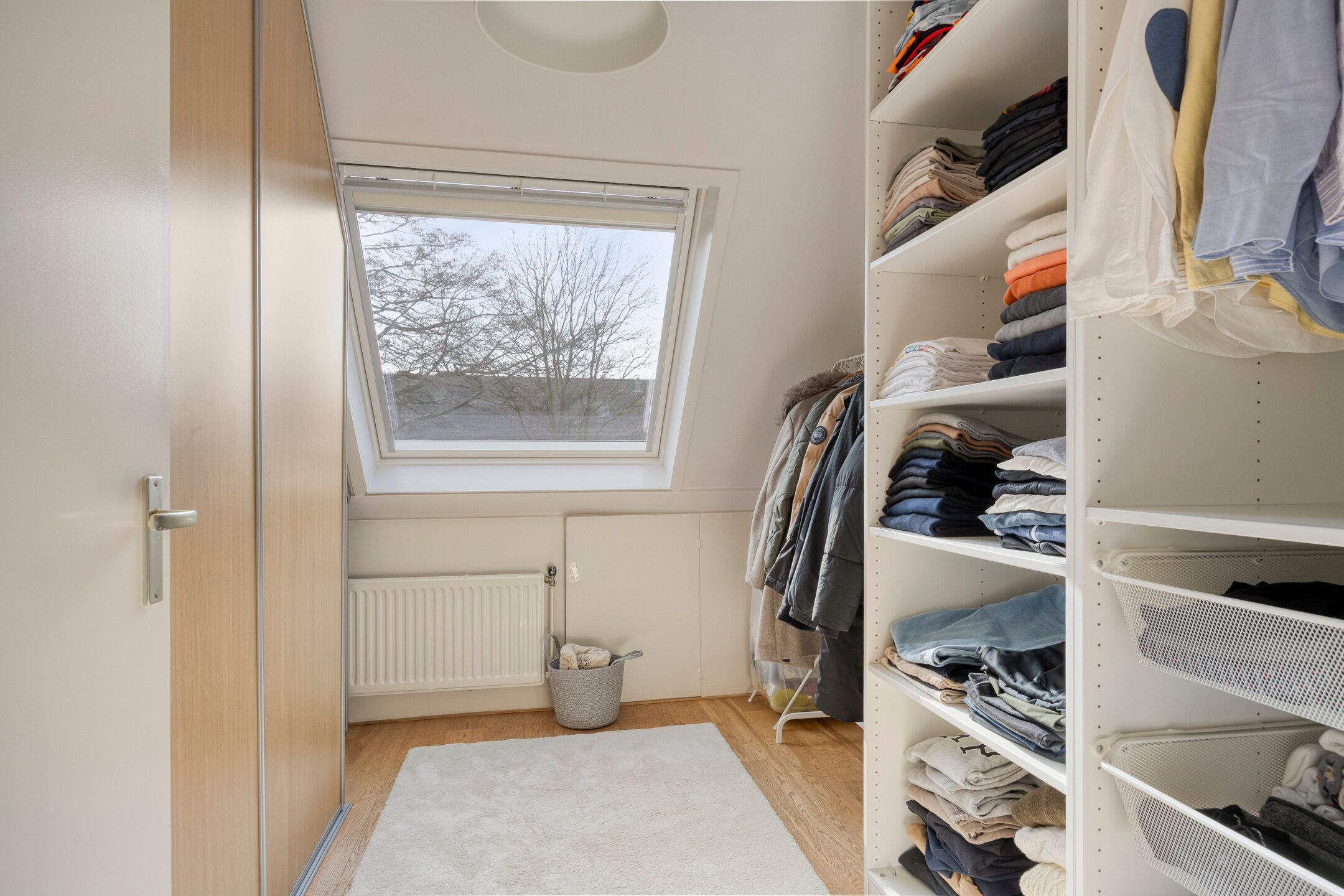 Well-maintained family home with sunny south-facing garden in Schollevaar — 24