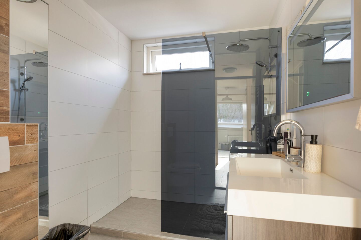 Well-maintained family home with sunny south-facing garden in Schollevaar — 25
