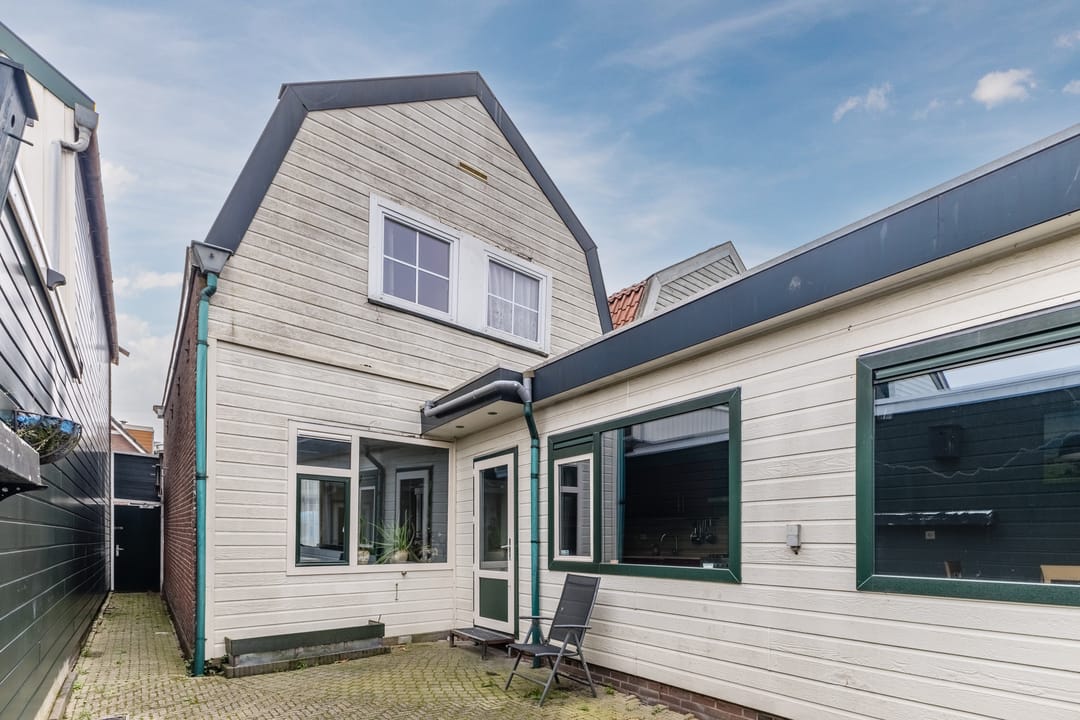 Spacious Characteristic Family Home in Zaandam Oud West — 38