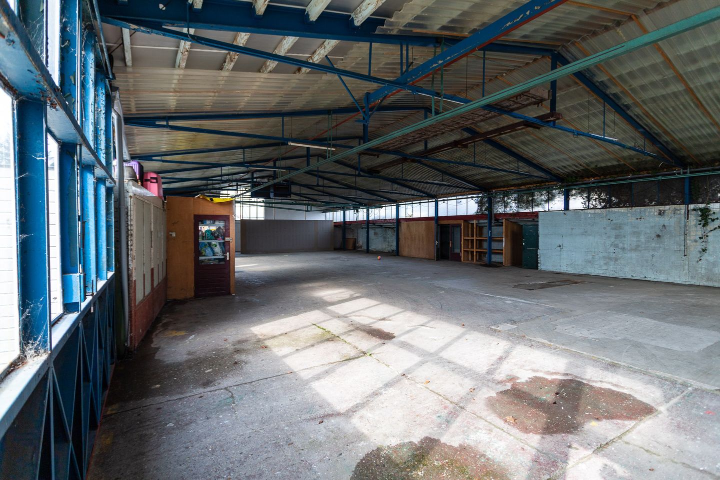 View photo 3 of Prins Bernhardstraat 6