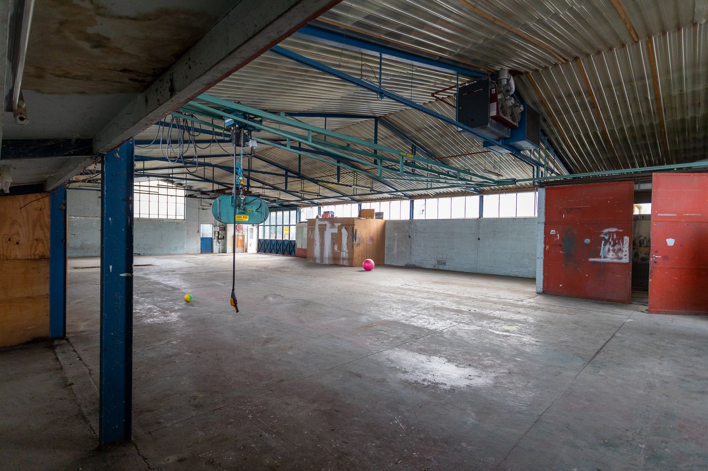 View photo 4 of Prins Bernhardstraat 6