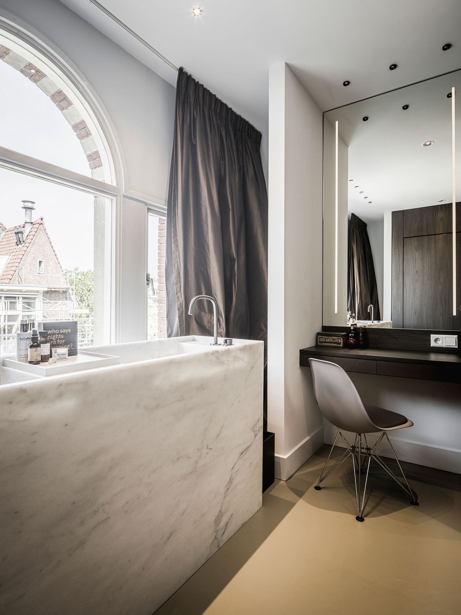 Photo 9 of Bachstraat 11