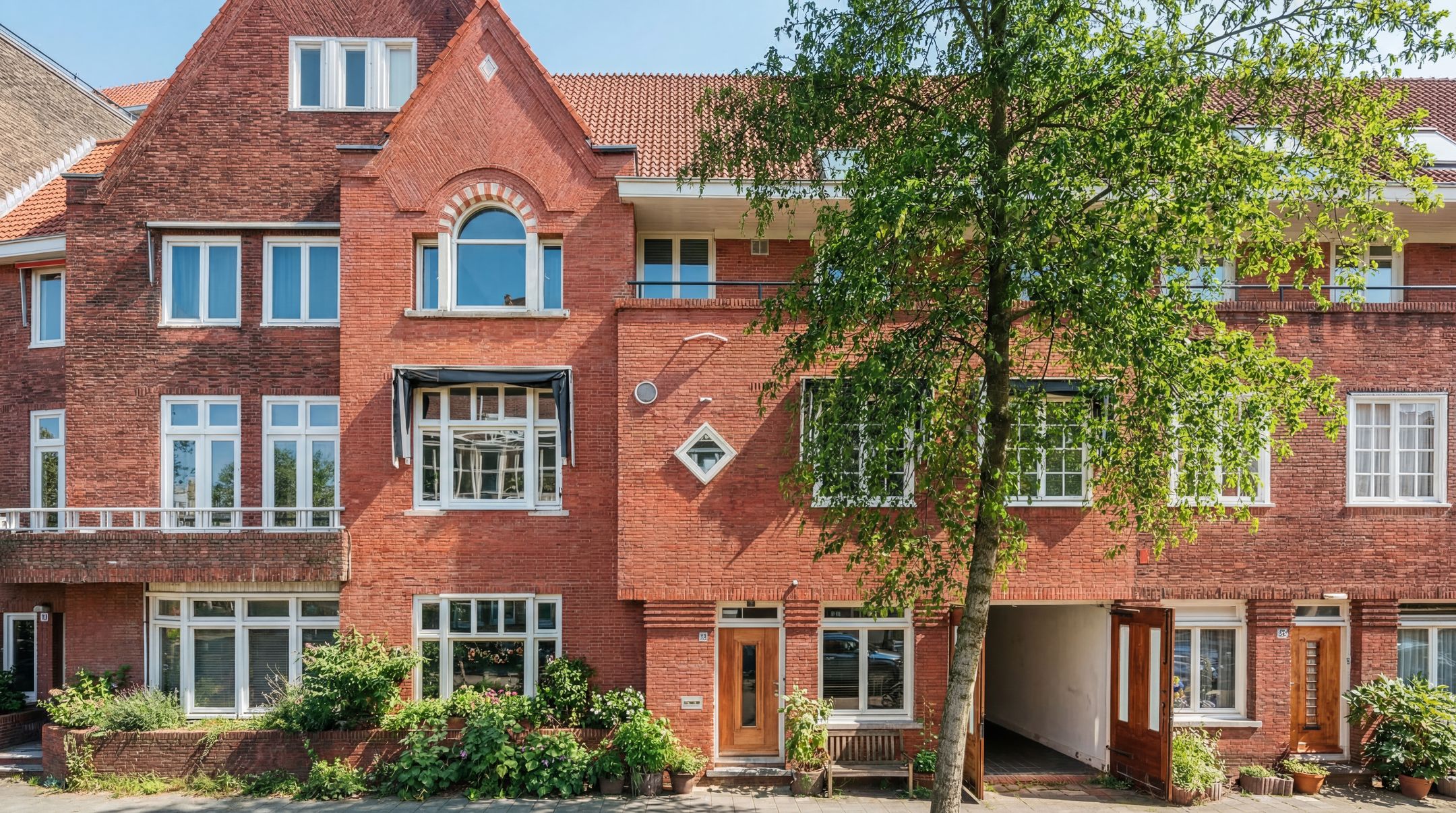 Photo 3 of Bachstraat 11