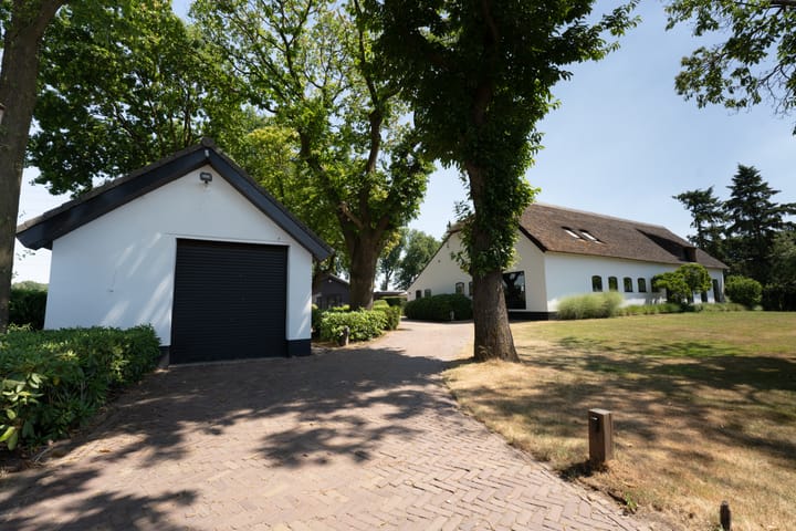 Photo 4 of Pijnendijk 8