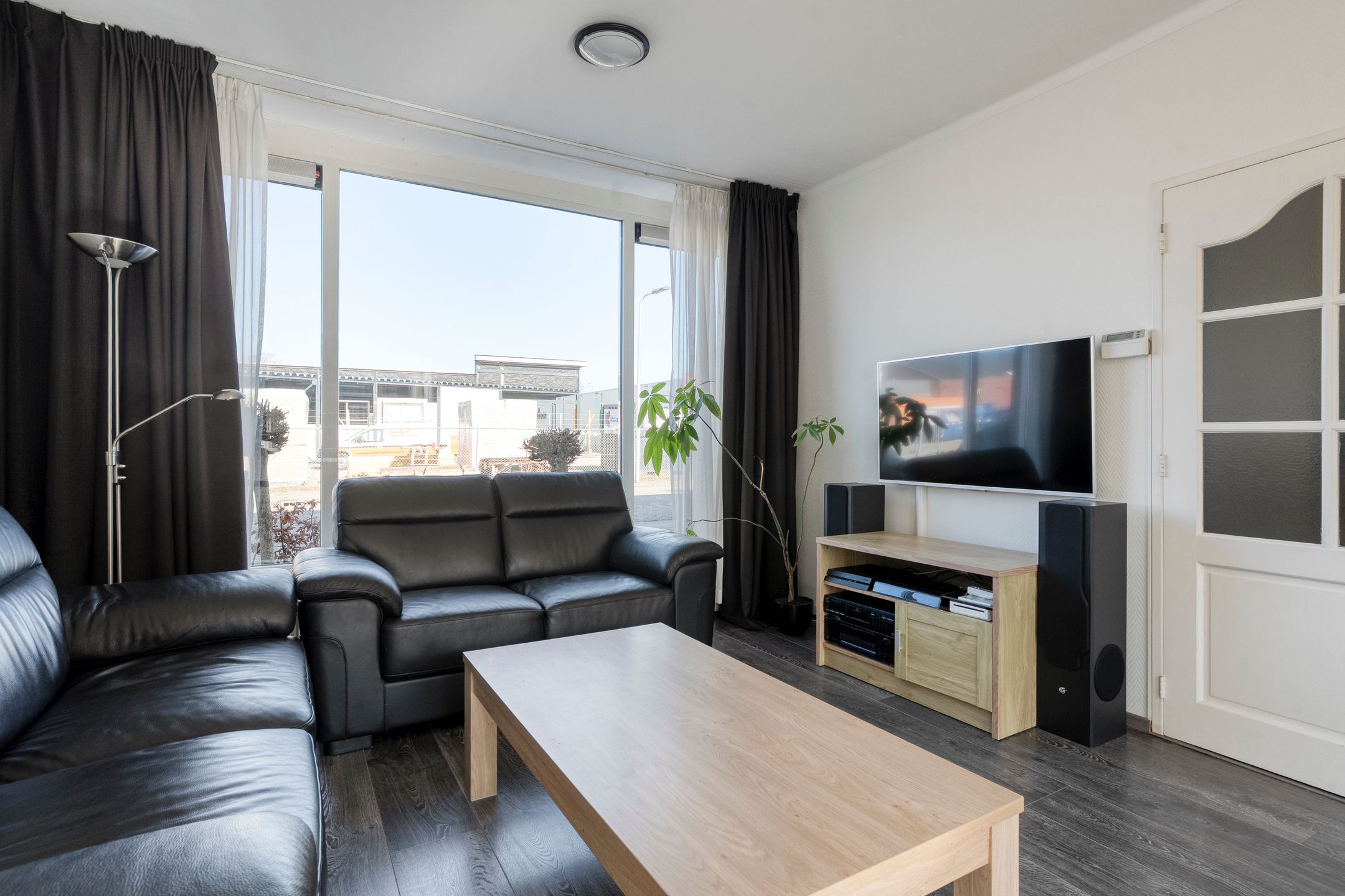 Foto 9 van Molenweg 13