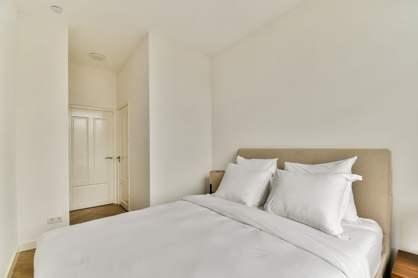 Foto 19 van Van Eeghenstraat 107-3