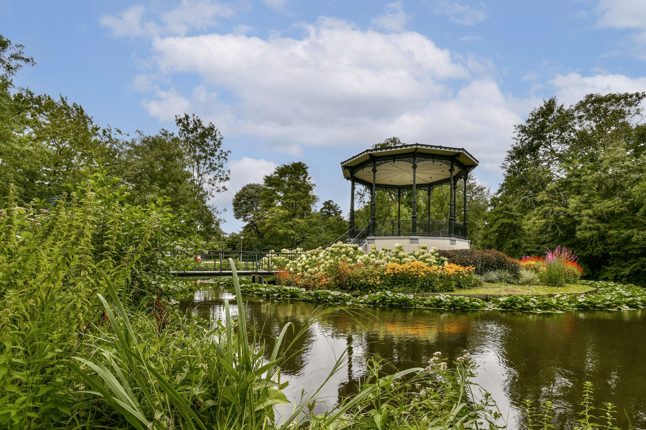 Foto 30 van Van Eeghenstraat 107-3