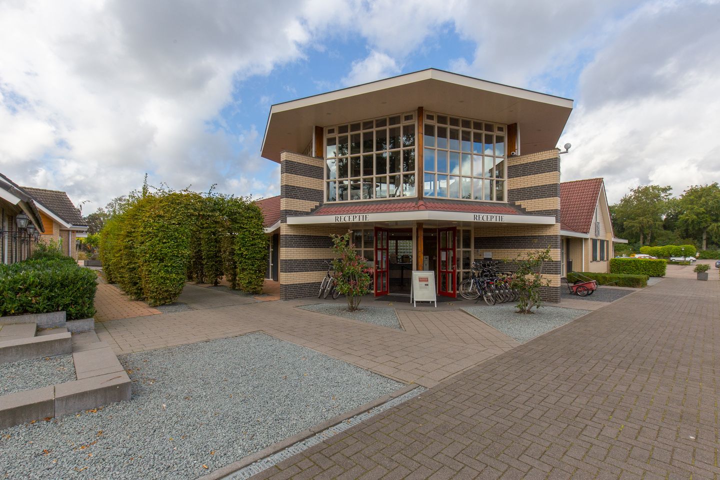 Foto 34 van Lange Zuiderweg 142-950