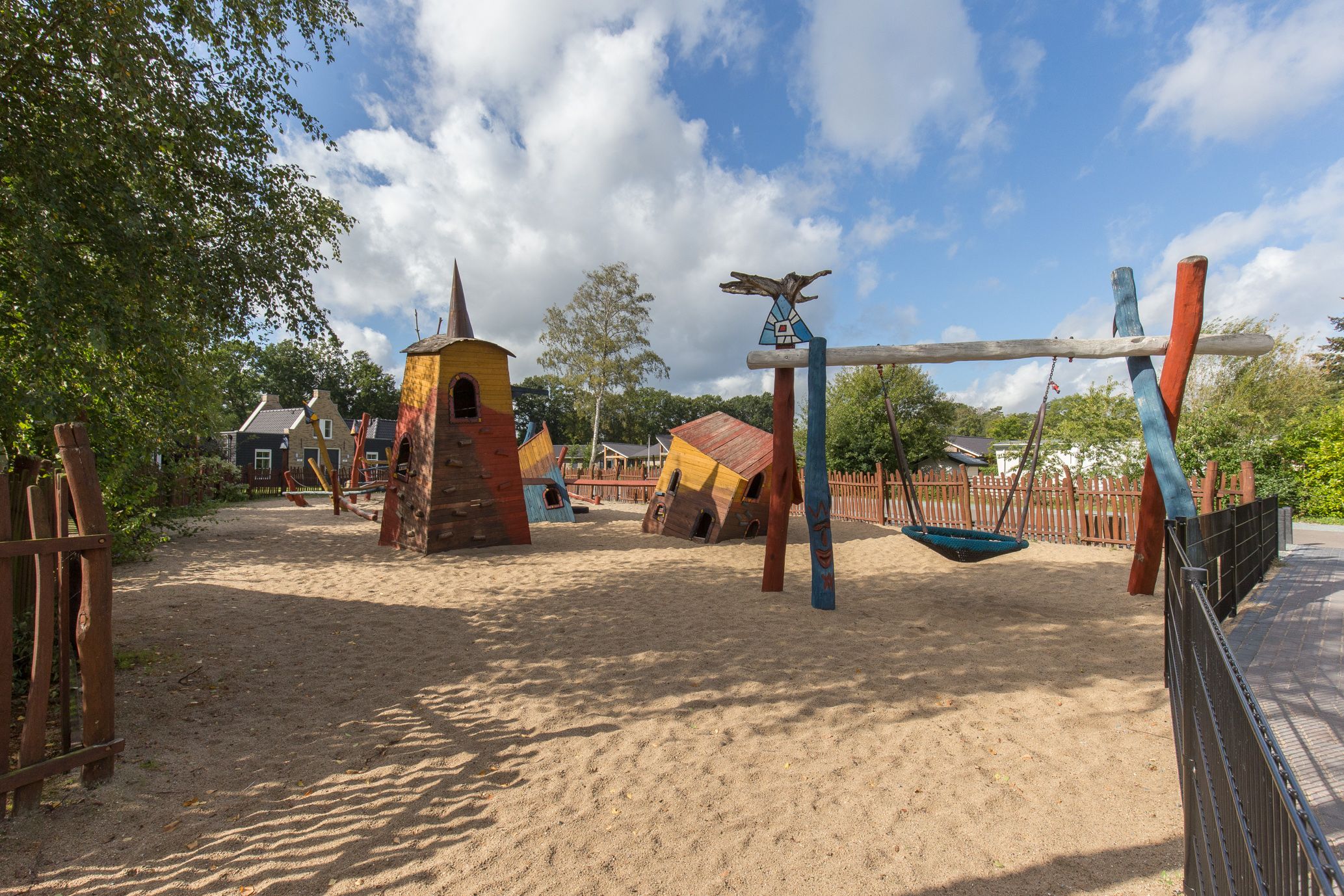 Foto 36 van Lange Zuiderweg 142-950