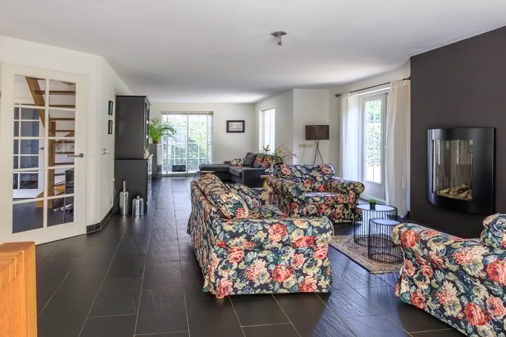 Photo 2 of Bosruiterweg 25-81