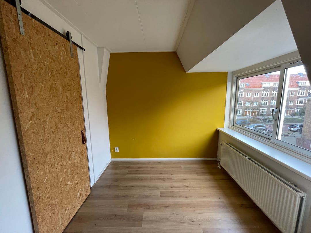 Photo 11 of Johann Keplerstraat 8-1