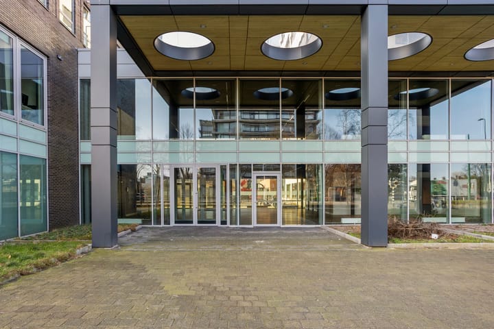 Photo 2 of Volmerlaan 4-F022