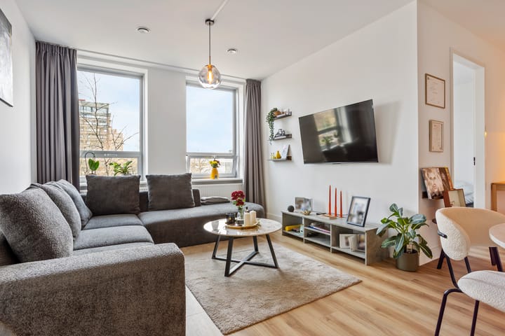 Photo 4 of Volmerlaan 4-F022