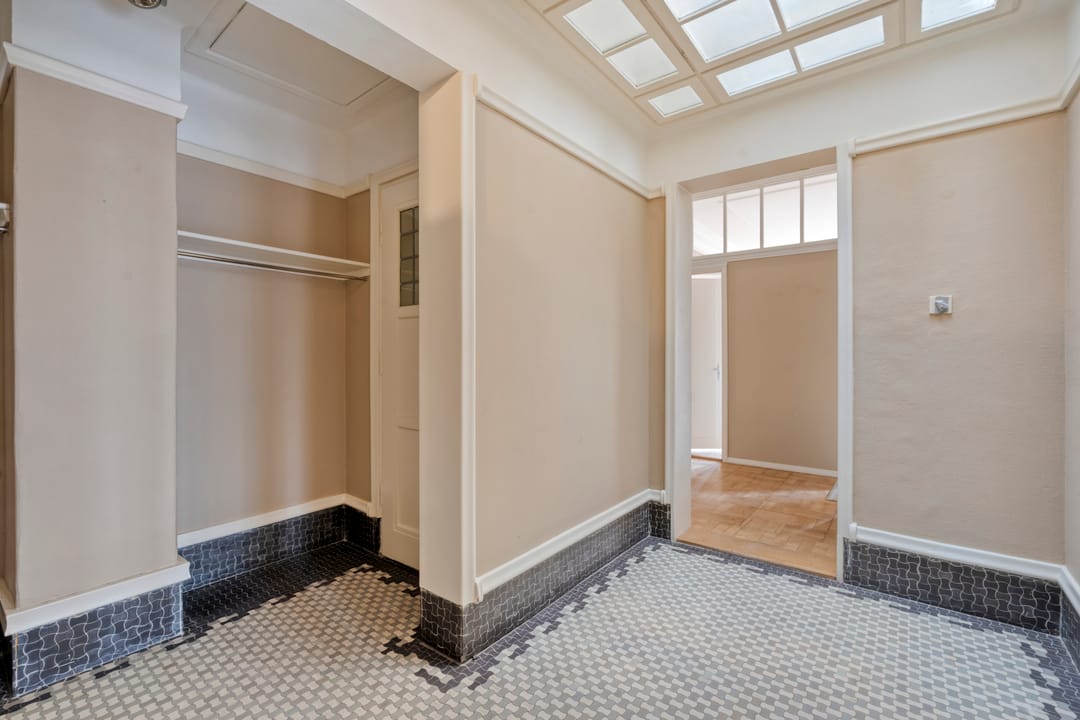 Photo 7 of De Lairessestraat 165-3K