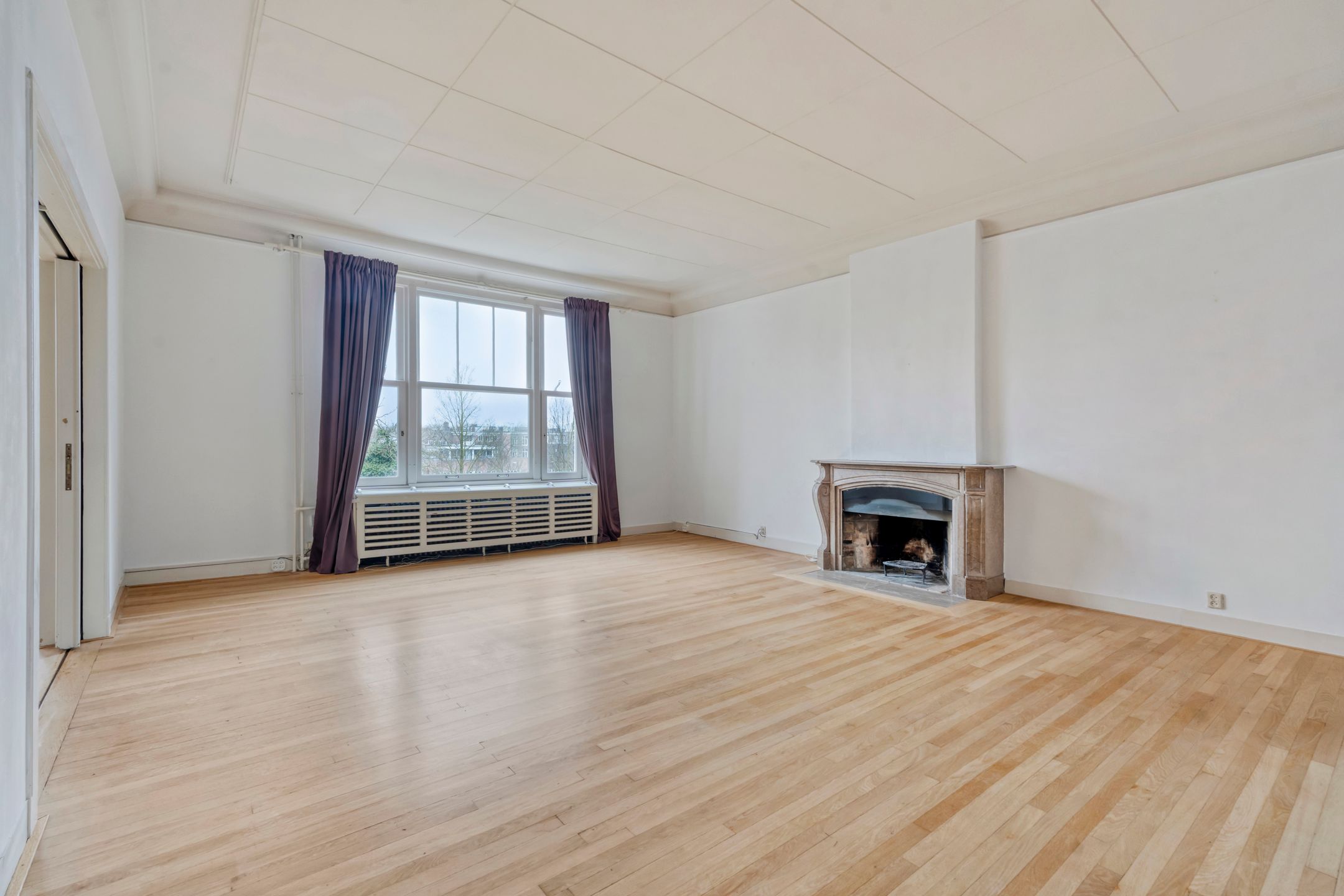 Photo 9 of De Lairessestraat 165-3K