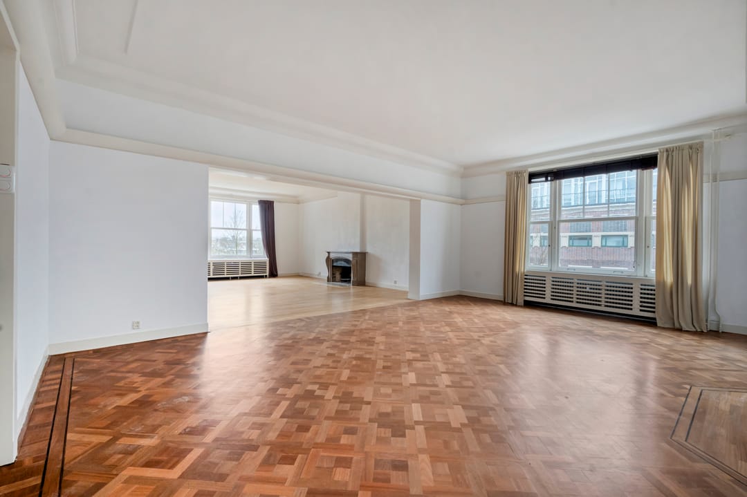 Photo 13 of De Lairessestraat 165-3K