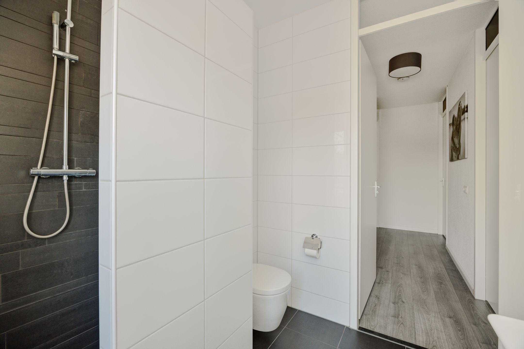 Modern terraced house with sunroom in Deurne railway zone — 22