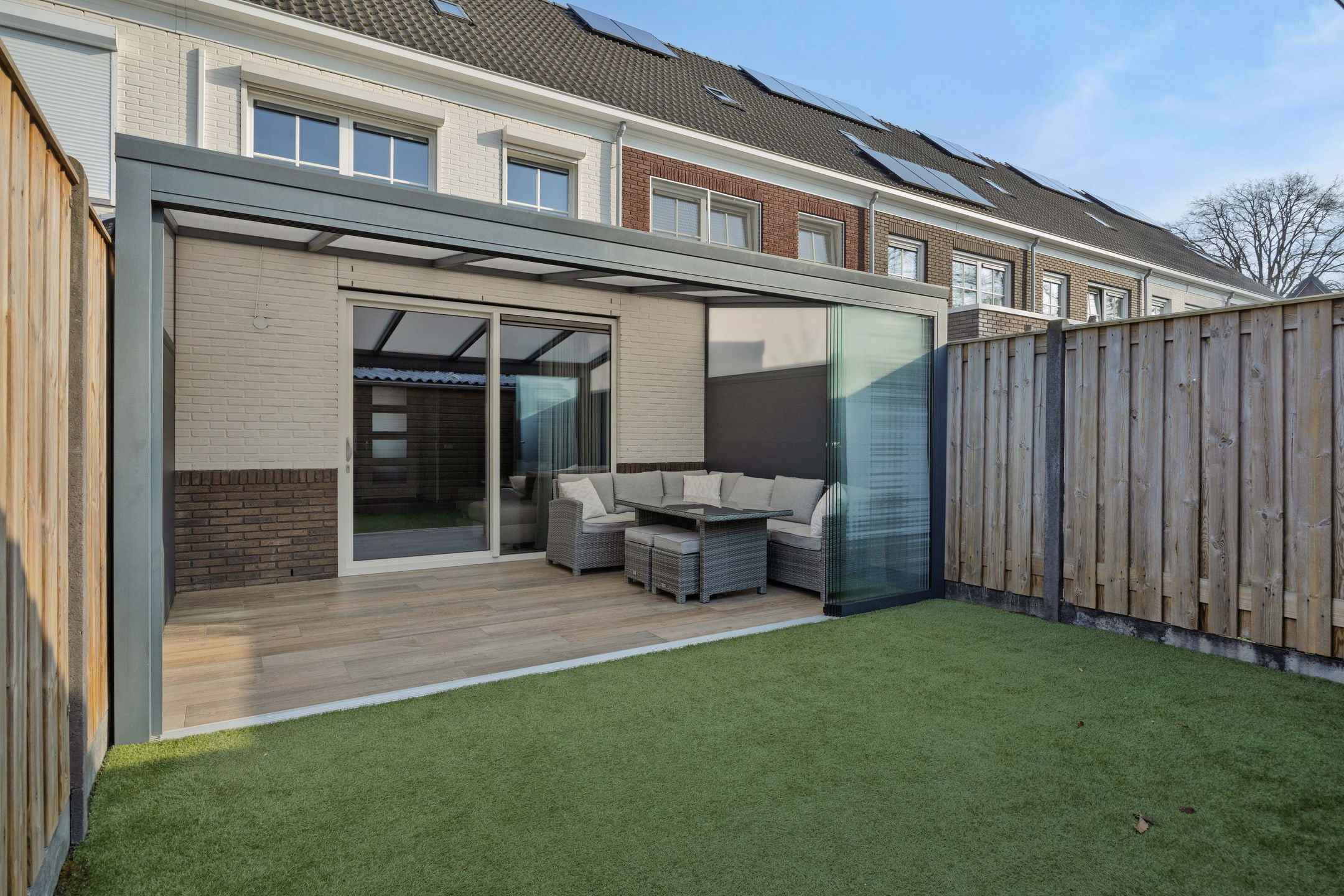 Modern terraced house with sunroom in Deurne railway zone — 31