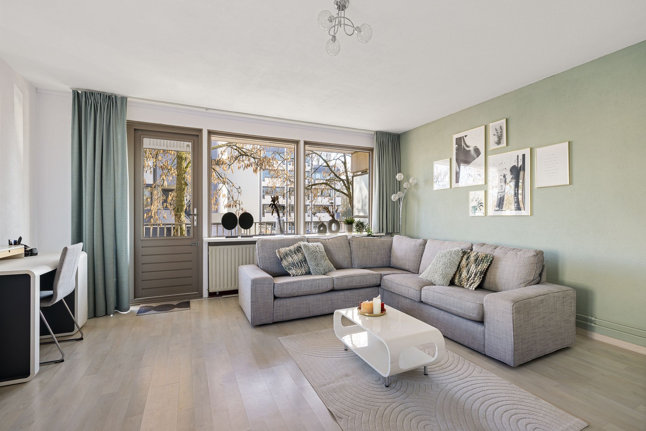 Photo 9 of Fivelingo 235