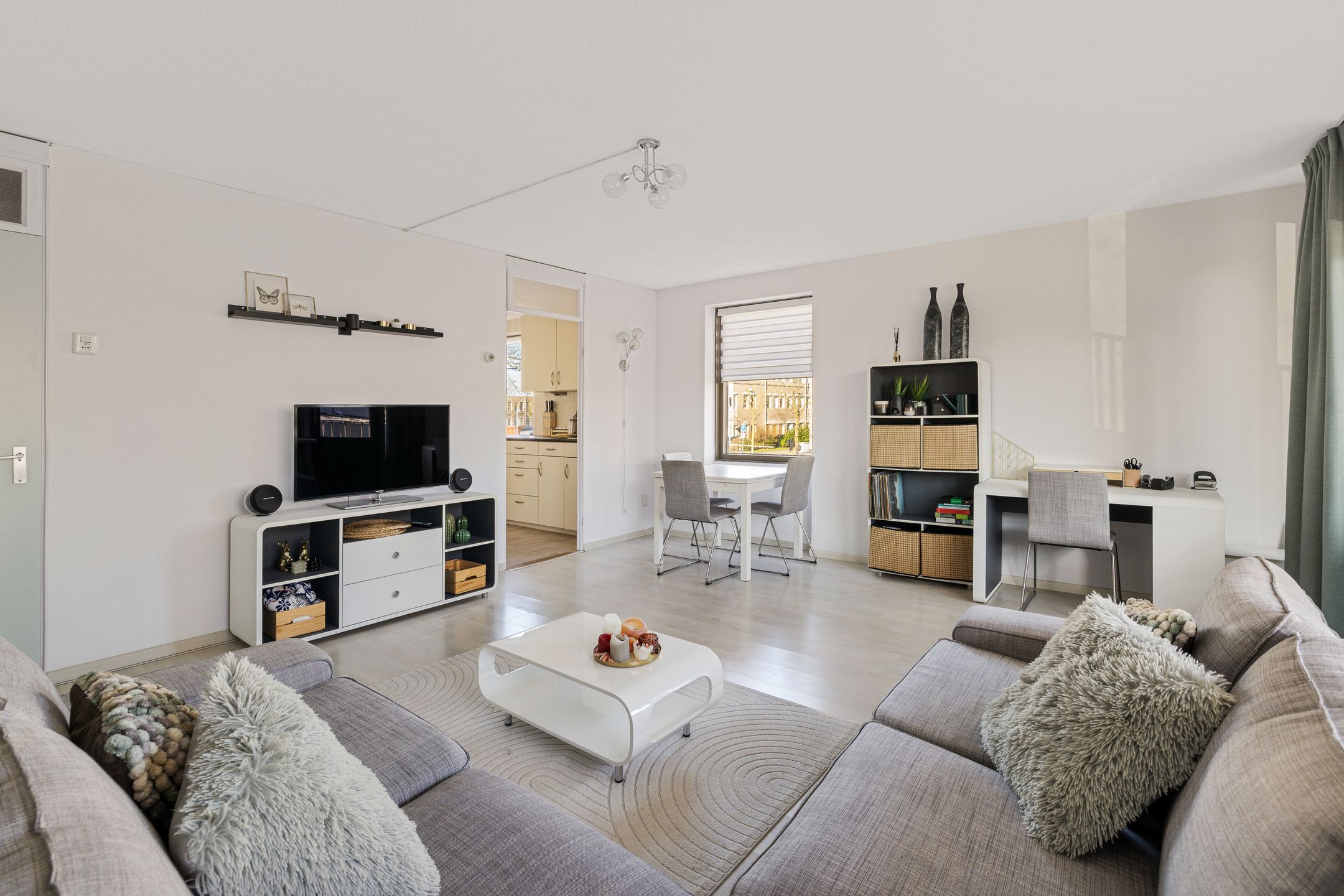 Photo 15 of Fivelingo 235