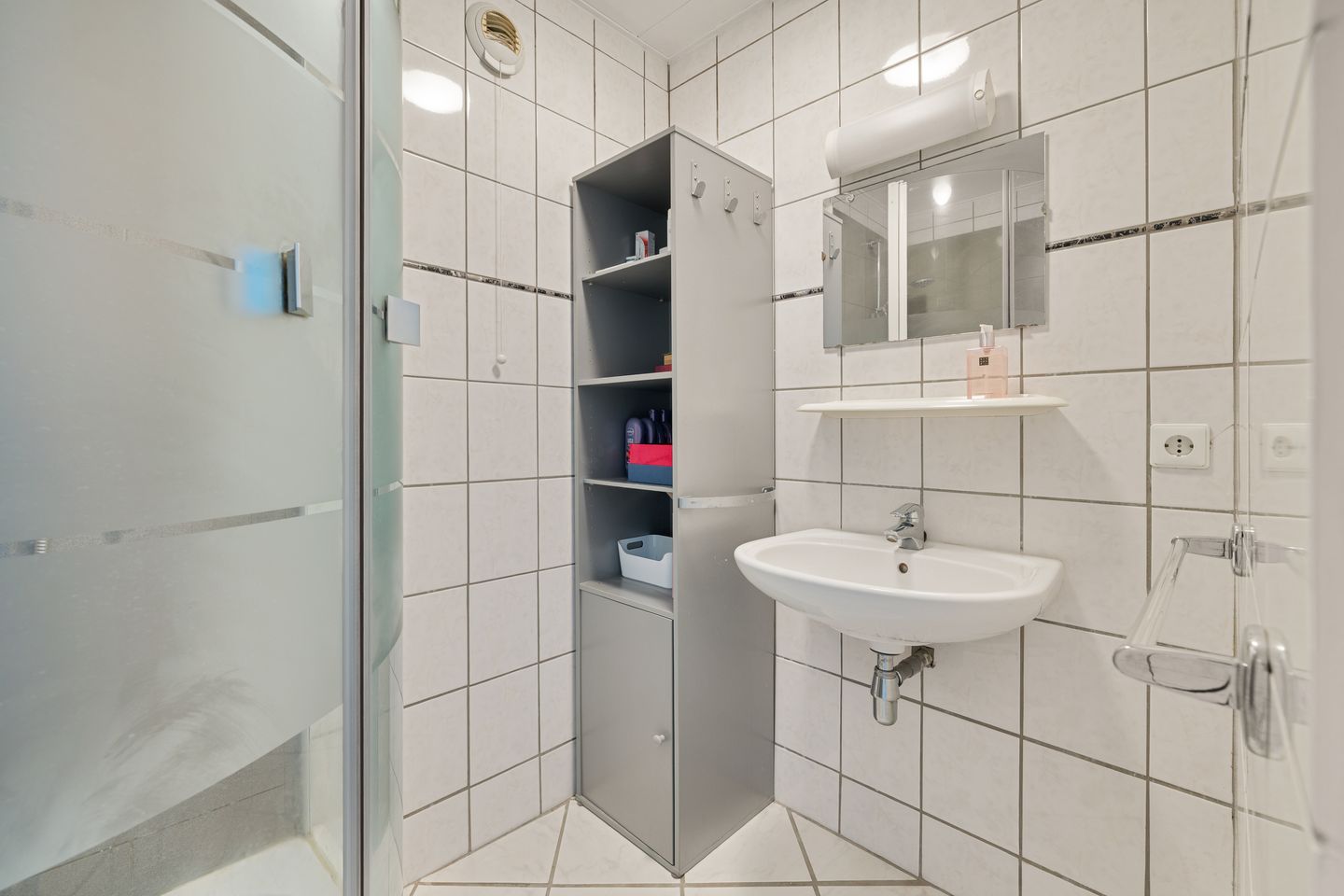 Photo 25 of Fivelingo 235