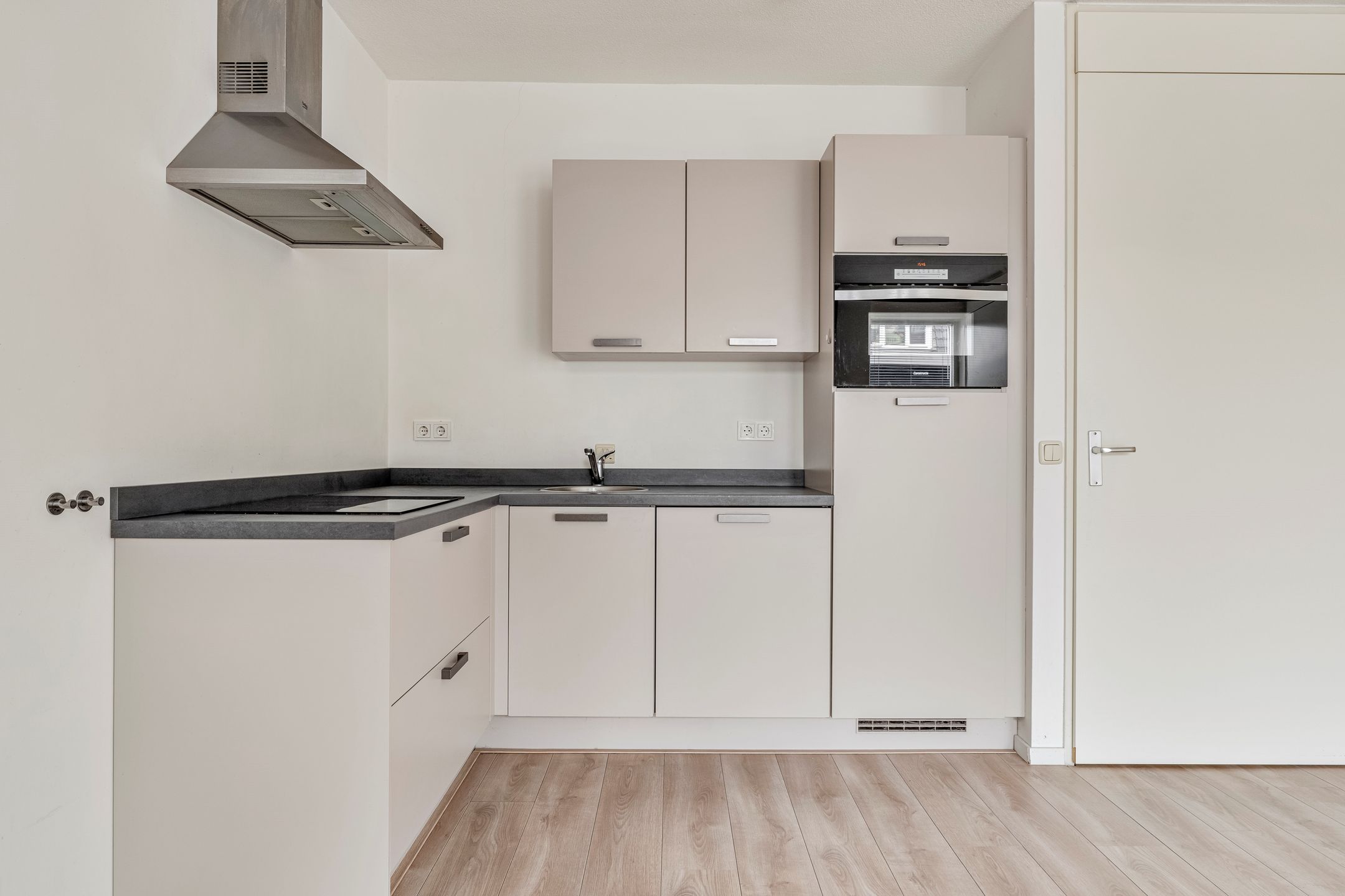 Foto 6 van Groeseindstraat 27-02