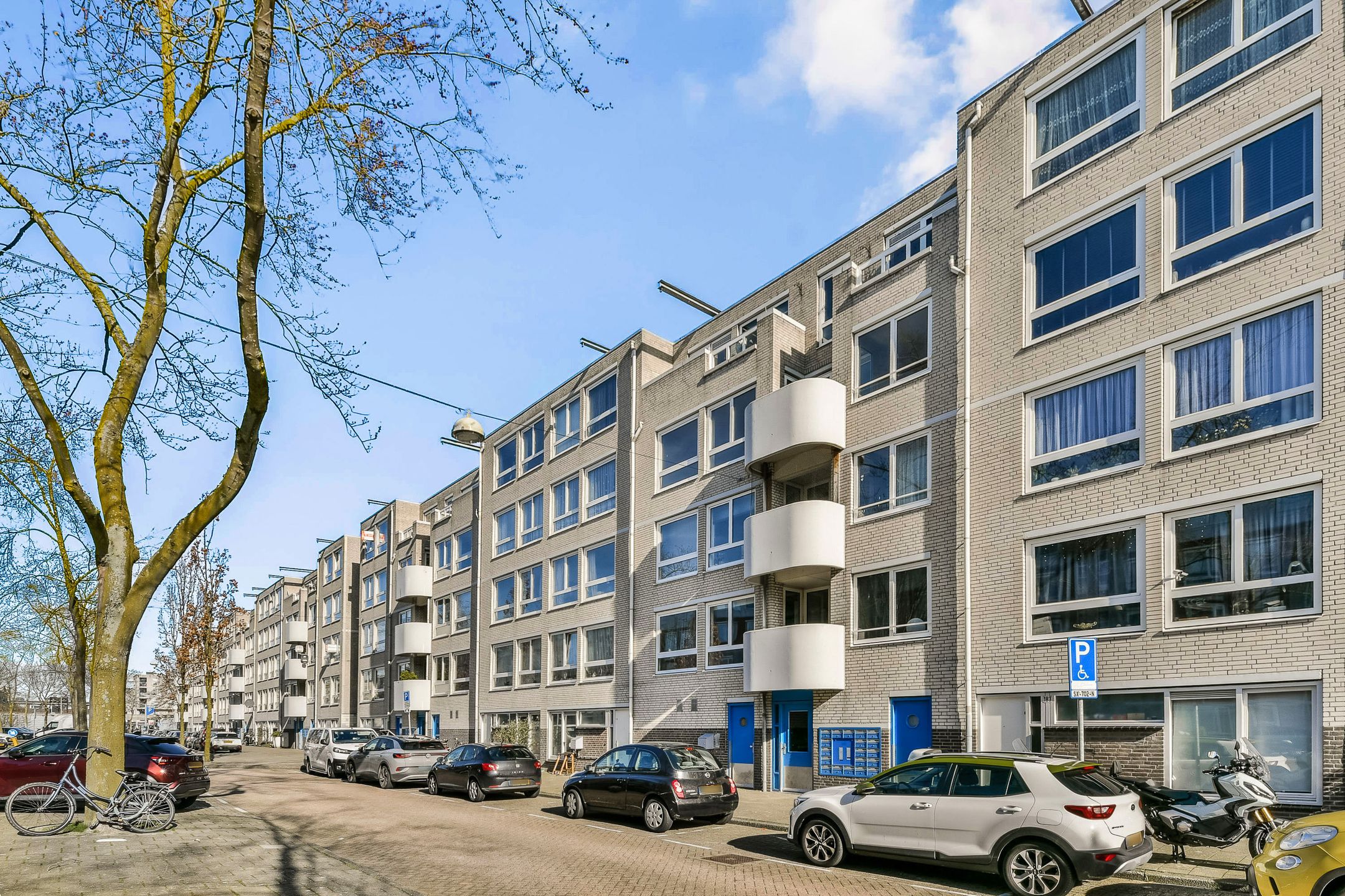 Photo 15 of Barbusselaan 161