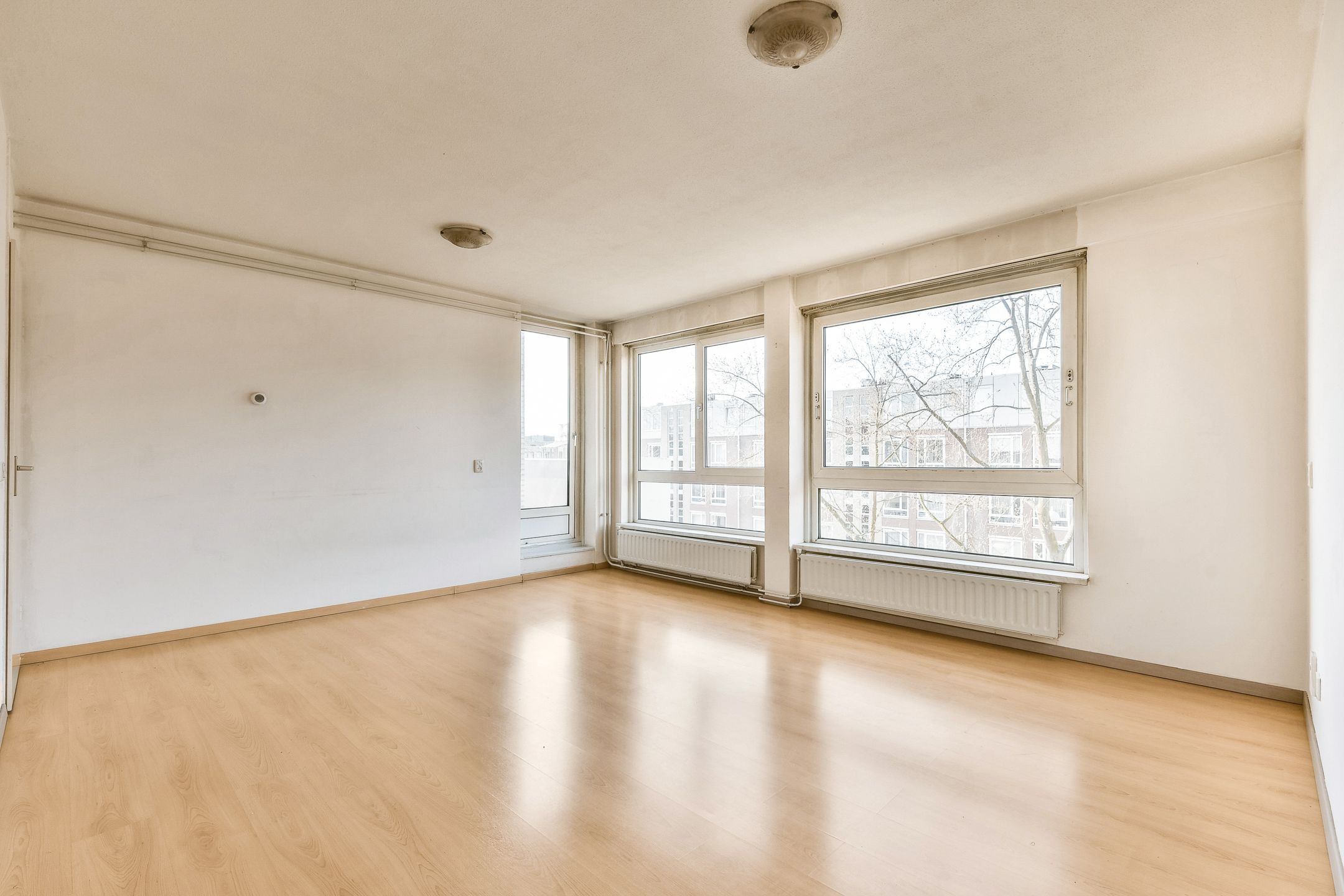 Photo 3 of Barbusselaan 161