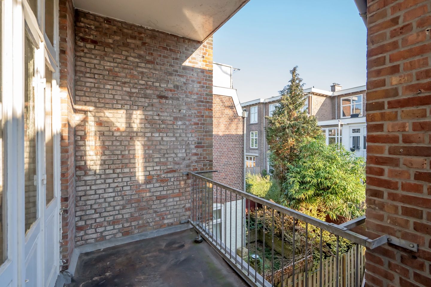 Photo 4 of Johannes Camphuijsstraat 132