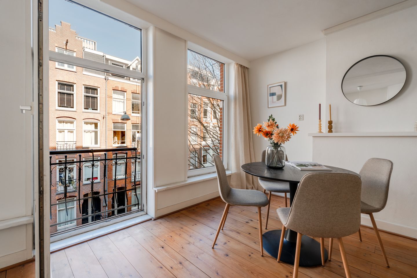 Photo 4 of Cornelis Anthoniszstraat 56-2