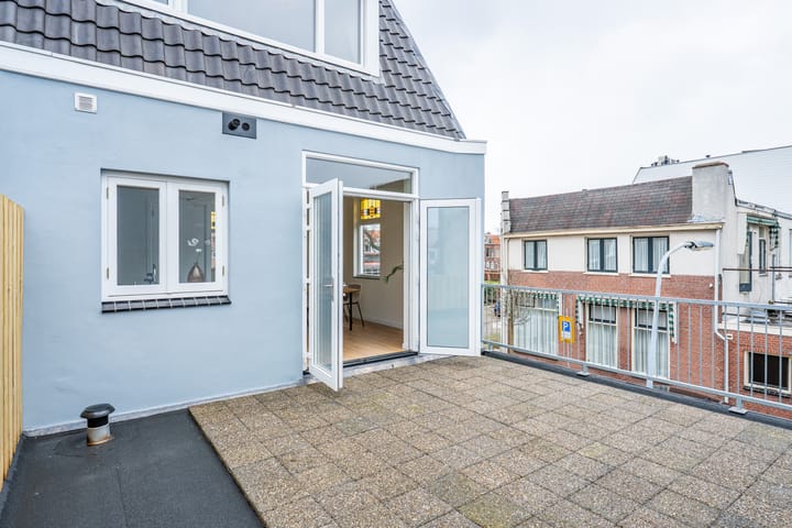 Photo 4 of Olycanstraat 22-A
