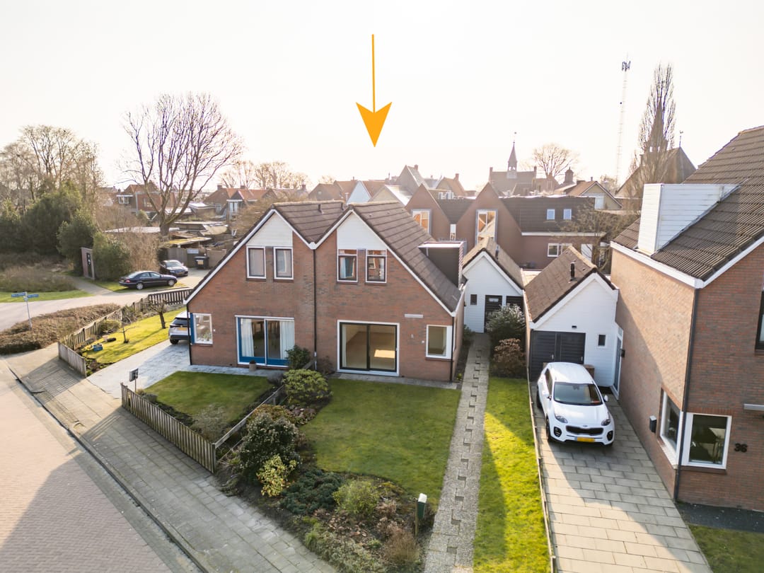 Photo 2 of De Warren 38