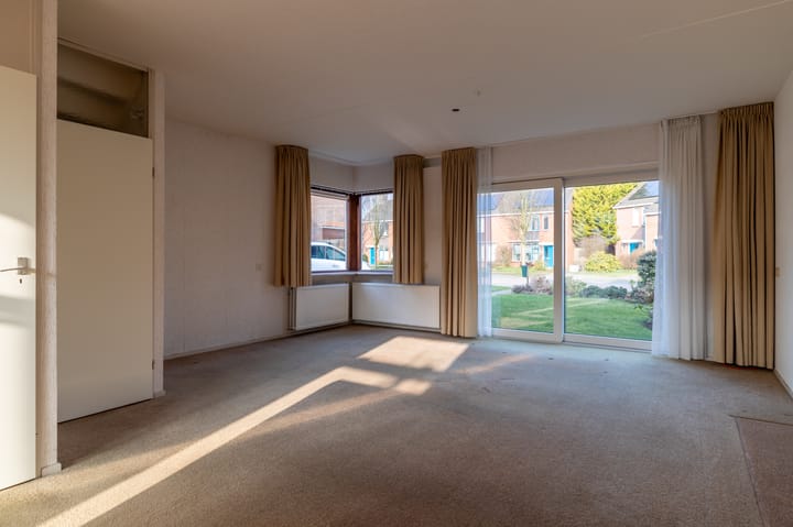 Photo 5 of De Warren 38