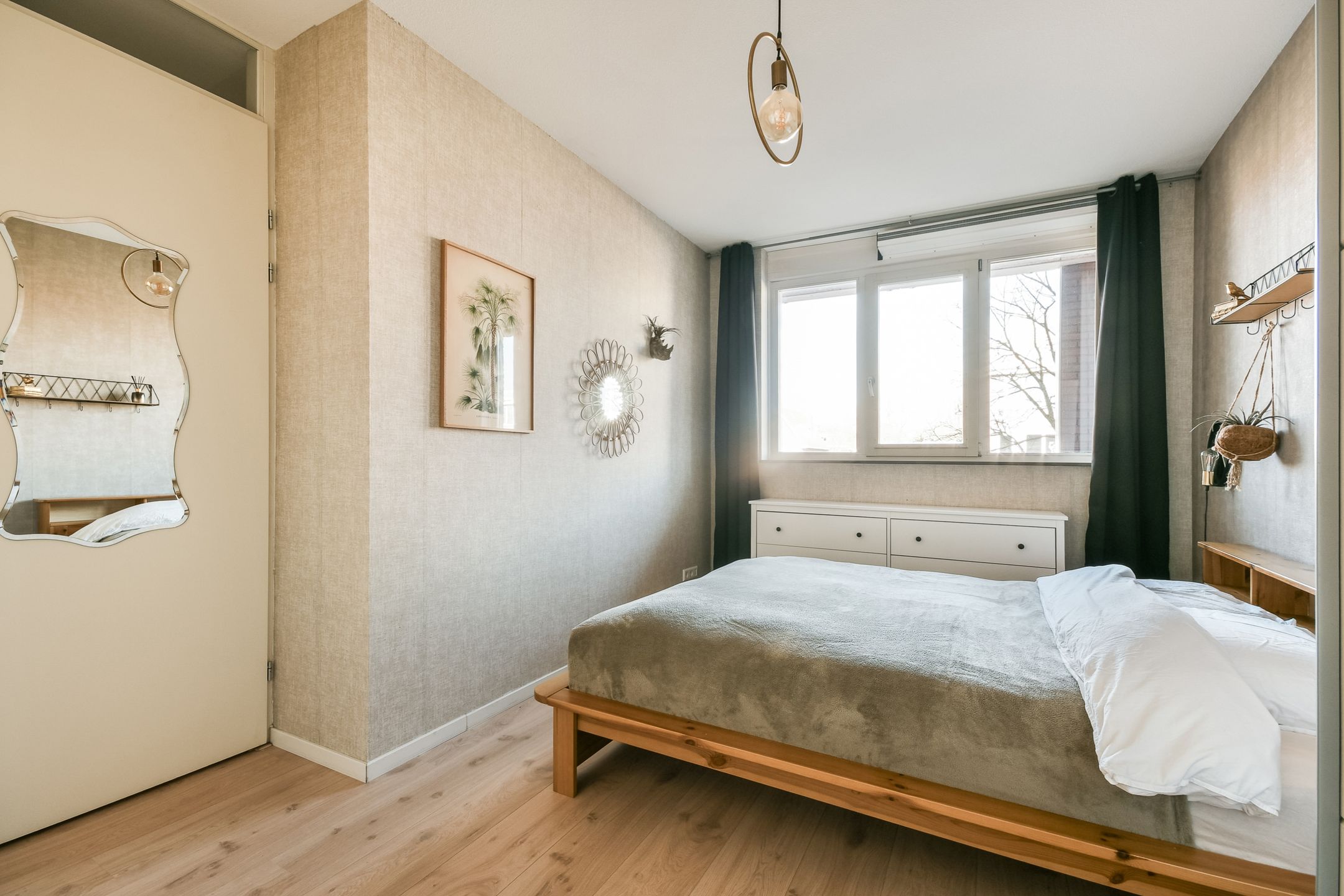 Fully Furnished Turnkey Apartment with South Facing Balcony in Haarlem Welgelegen — 15