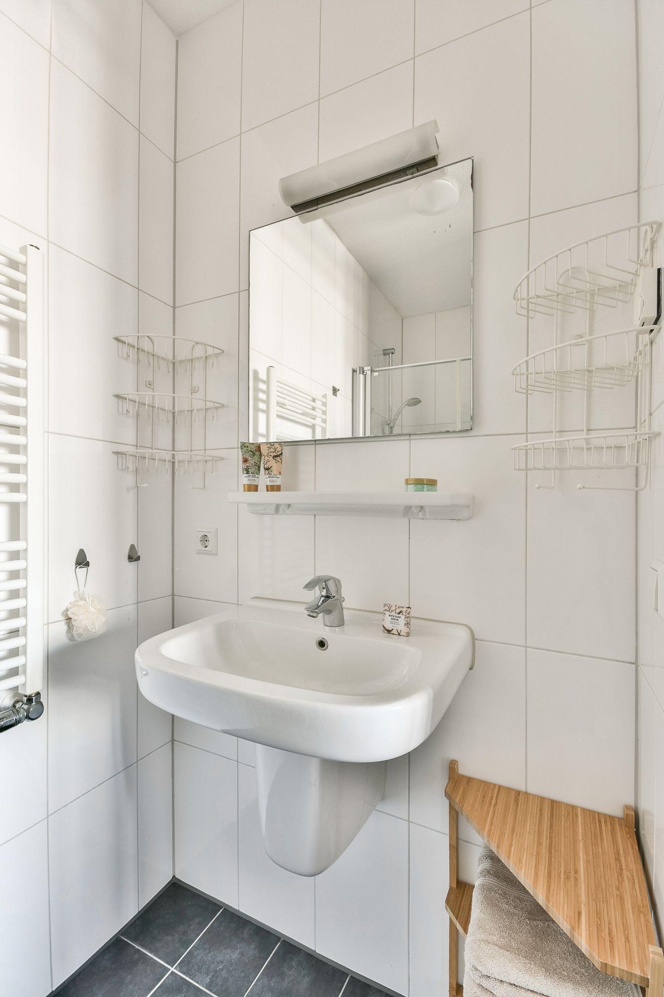 Fully Furnished Turnkey Apartment with South Facing Balcony in Haarlem Welgelegen — 19