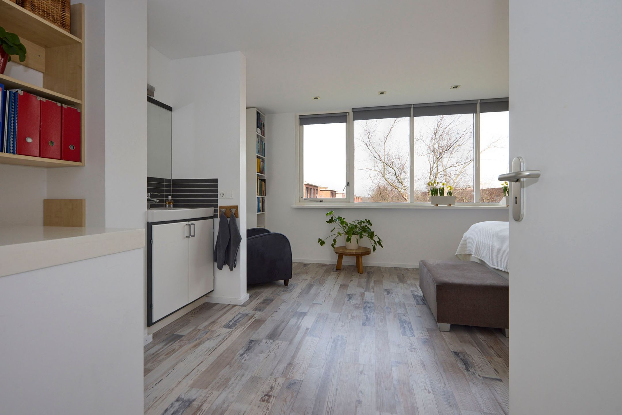 Spacious family home with 6 bedrooms and free view — 49