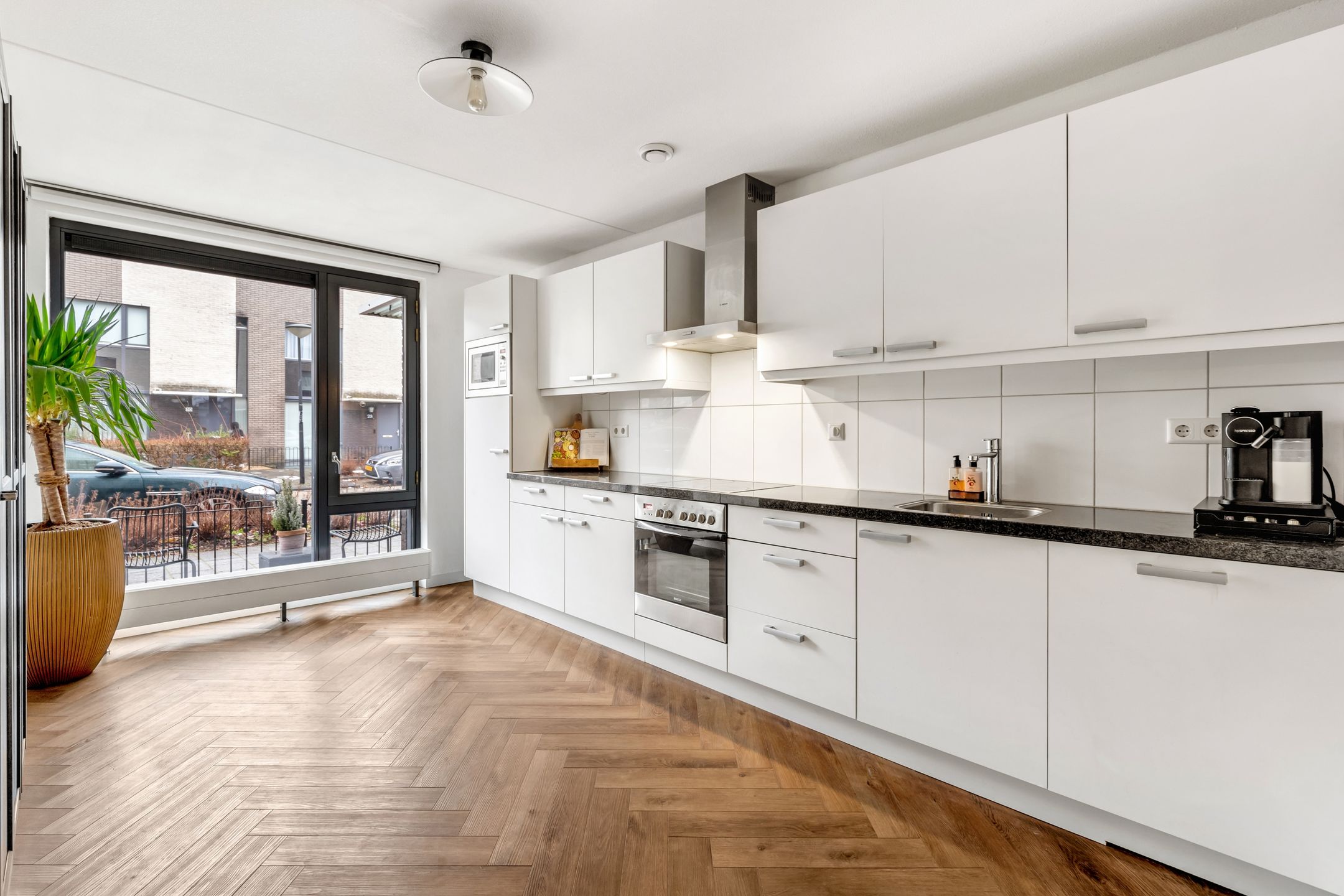 Photo 15 of Azorenweg 37