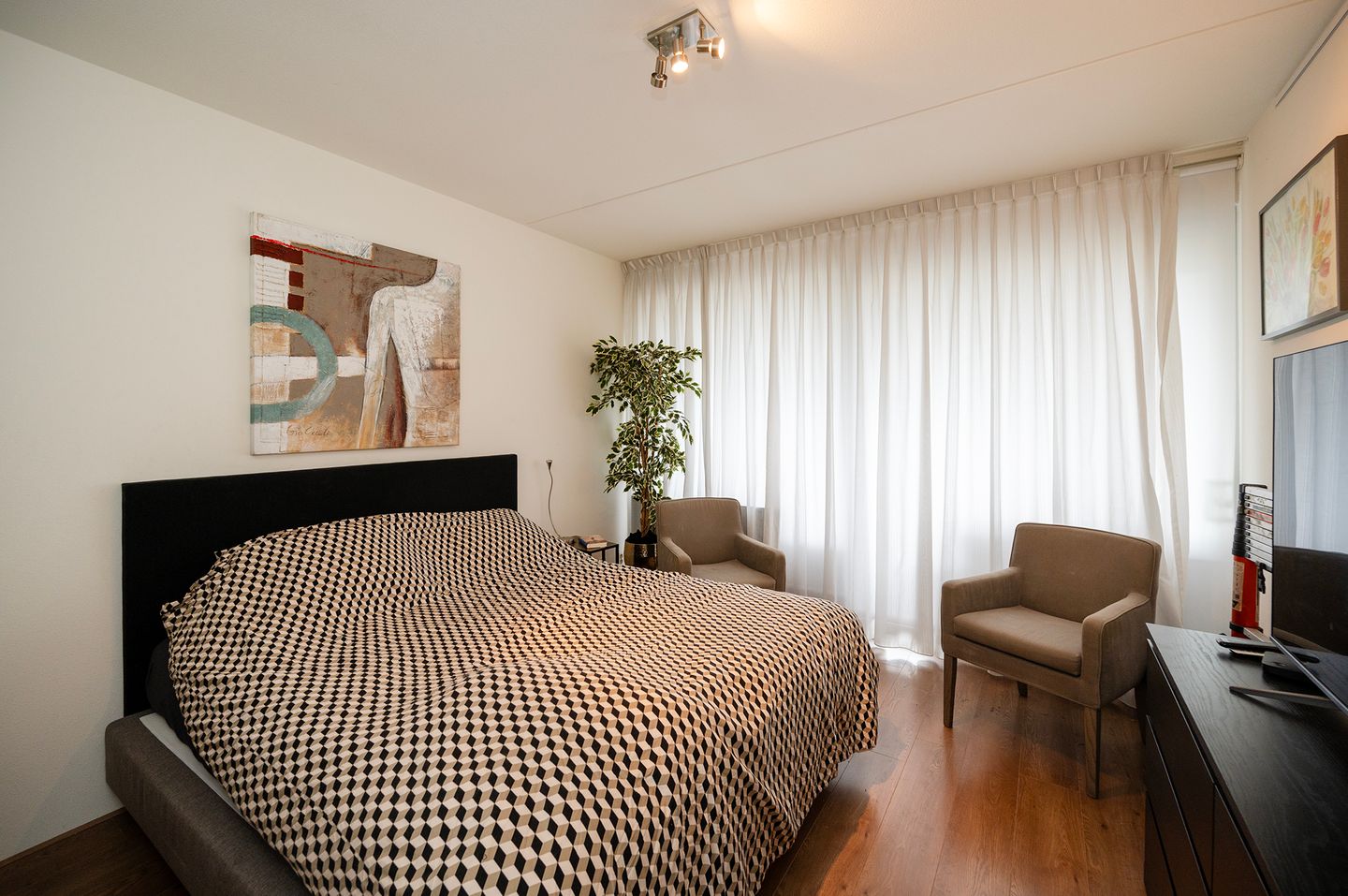 Foto 29 van Grootzeil 298