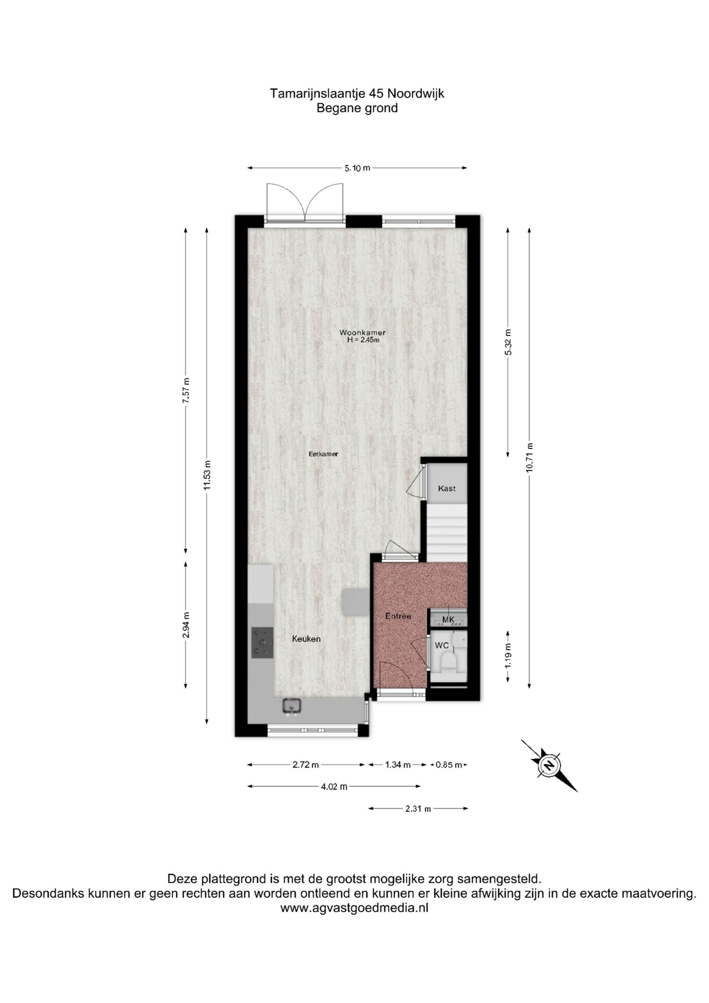 Spacious family home with 6 bedrooms and free view — 79