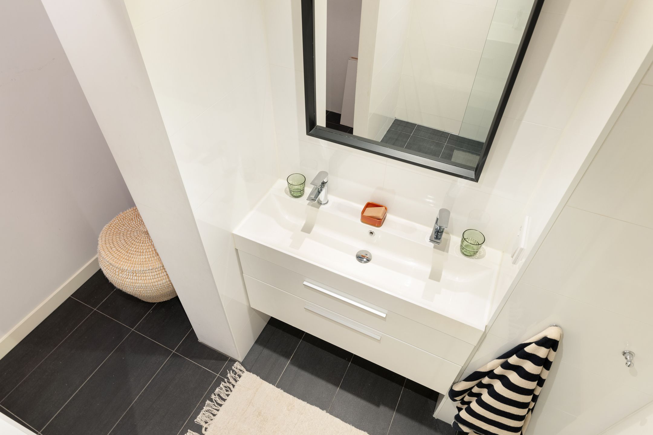 Foto 21 van Van Nijenrodeweg 158