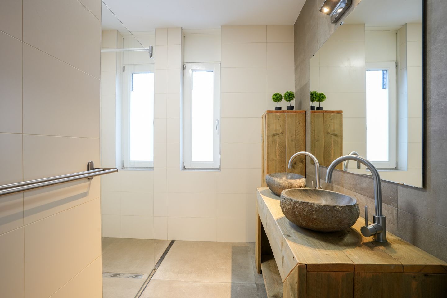 Foto 20 van Pater Hubertuscour 13