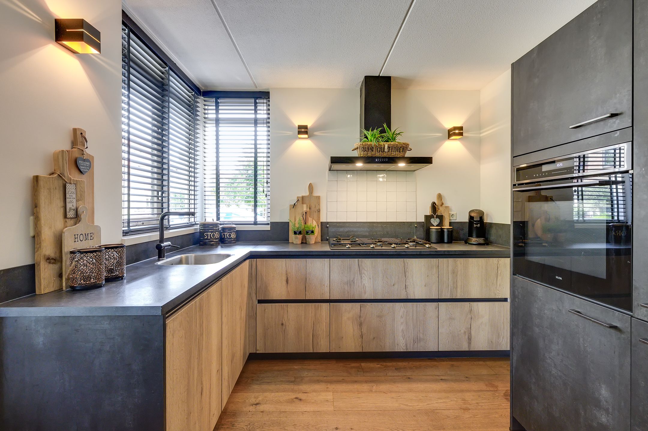 Foto 3 van Nikolaus Boutstraat 6