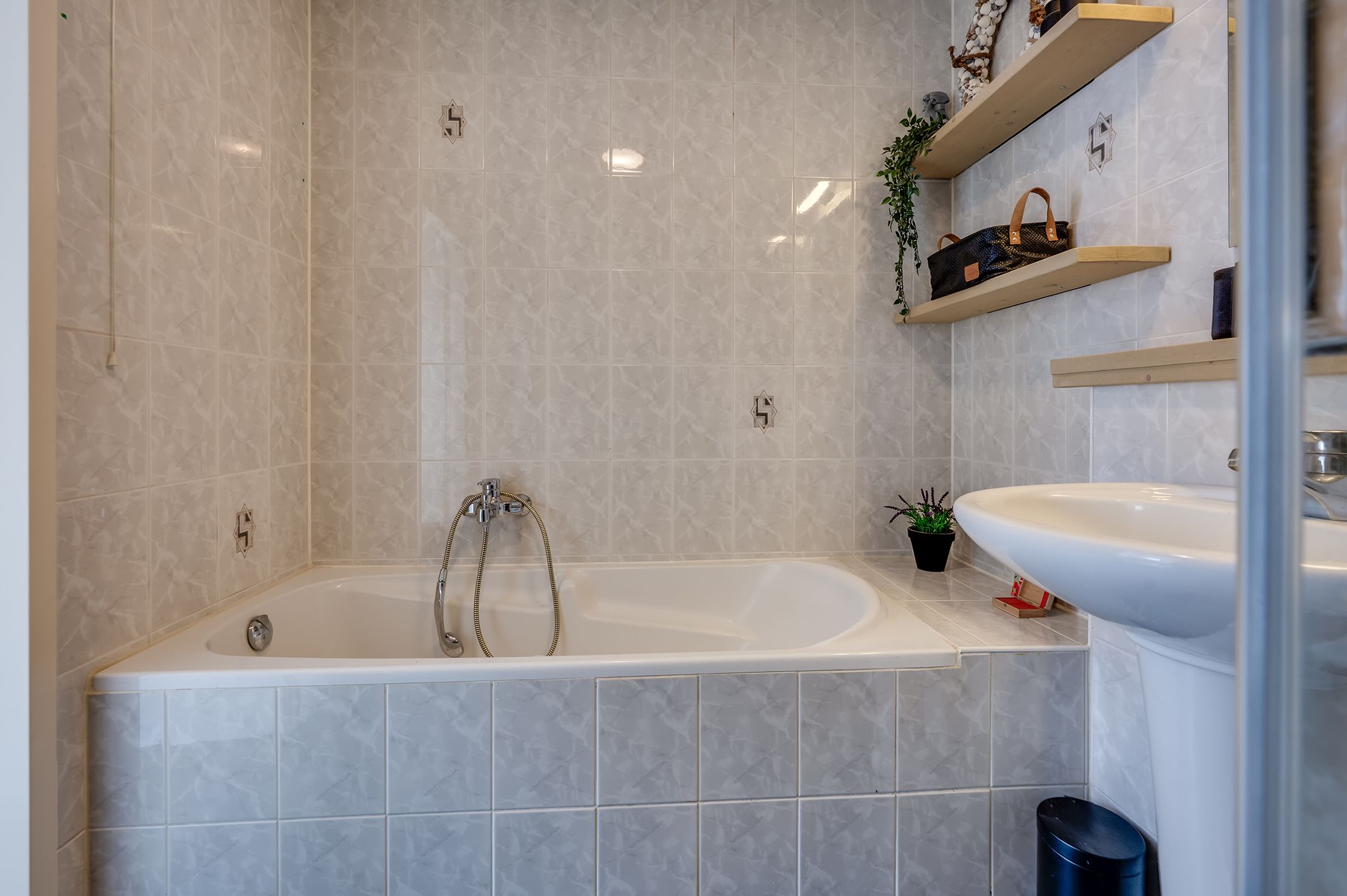 Foto 27 van Nikolaus Boutstraat 6