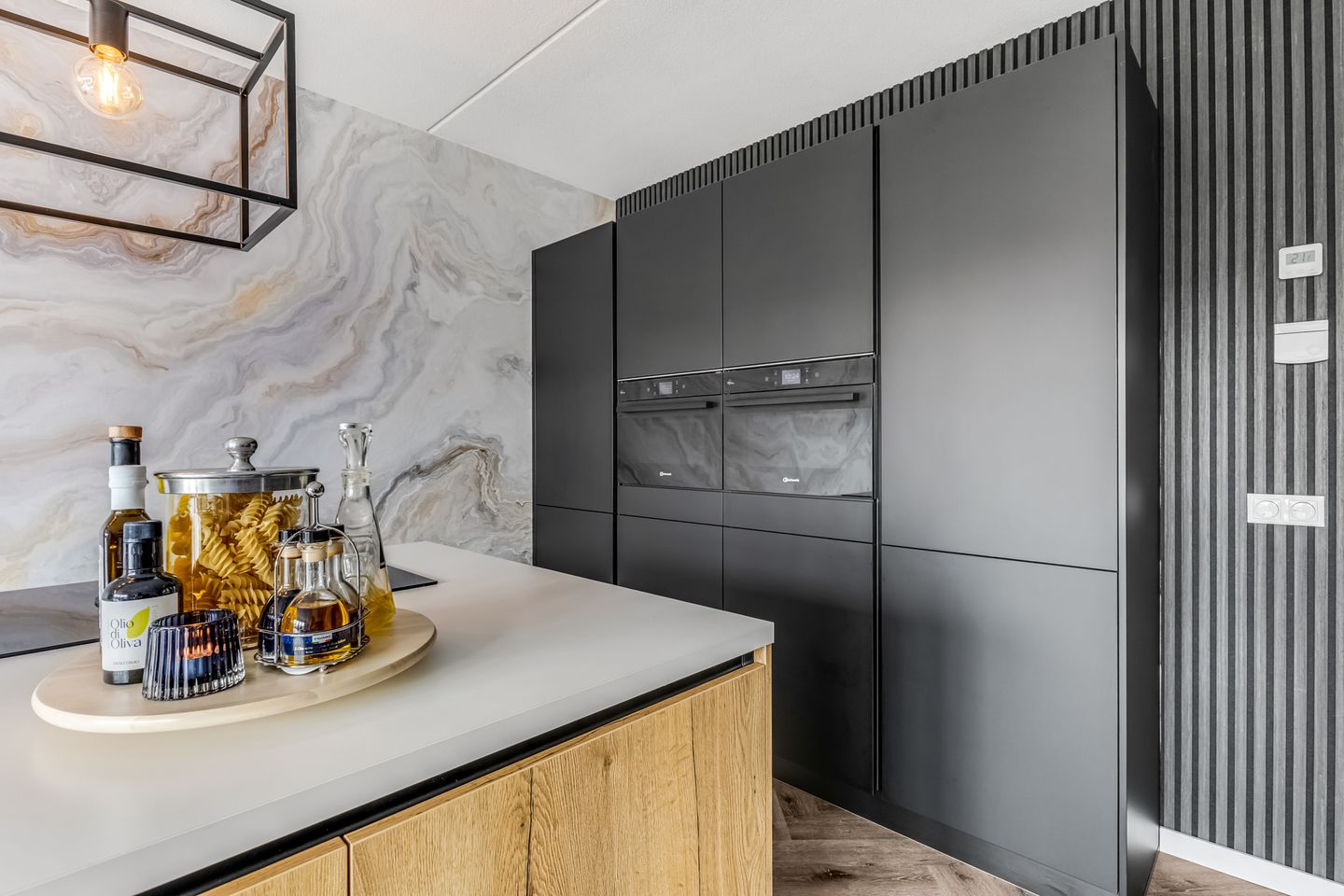 Photo 10 of Prof. Quanjerstraat 7