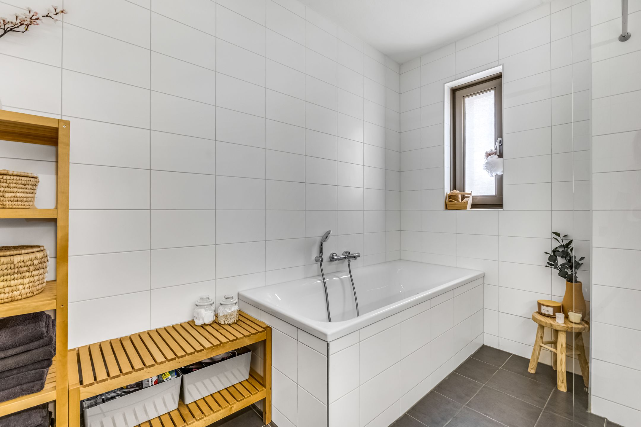 Photo 27 of Prof. Quanjerstraat 7