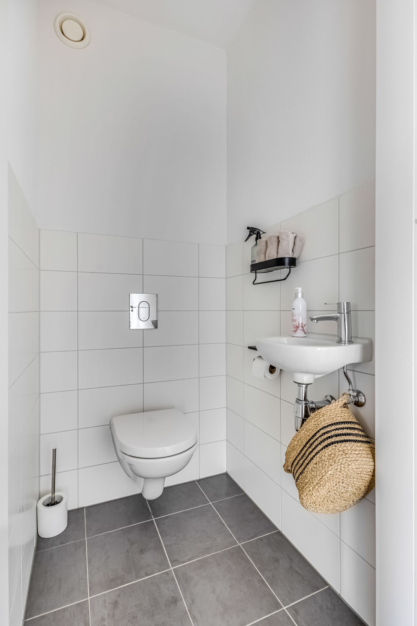 Photo 30 of Prof. Quanjerstraat 7